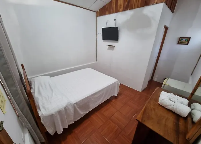 Cabinas Isabel Nandayure