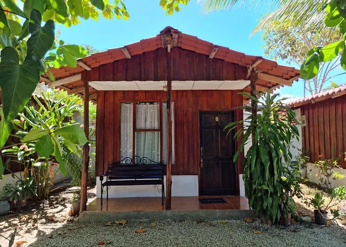 Hotel Cabinas Isabel Nandayure