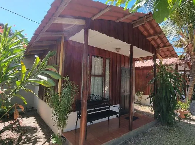 Hotel Cabinas Isabel Nandayure